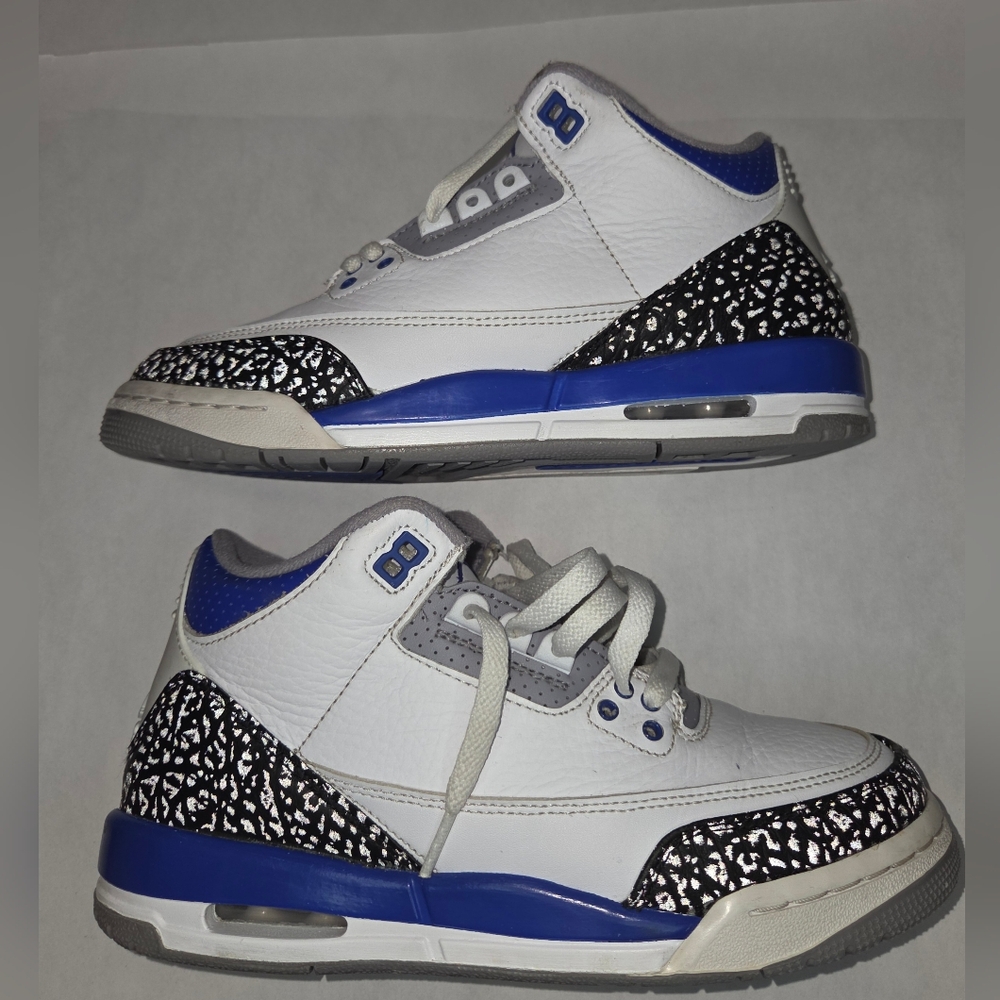 Jordan 3 Retro - Picture 4 of 5